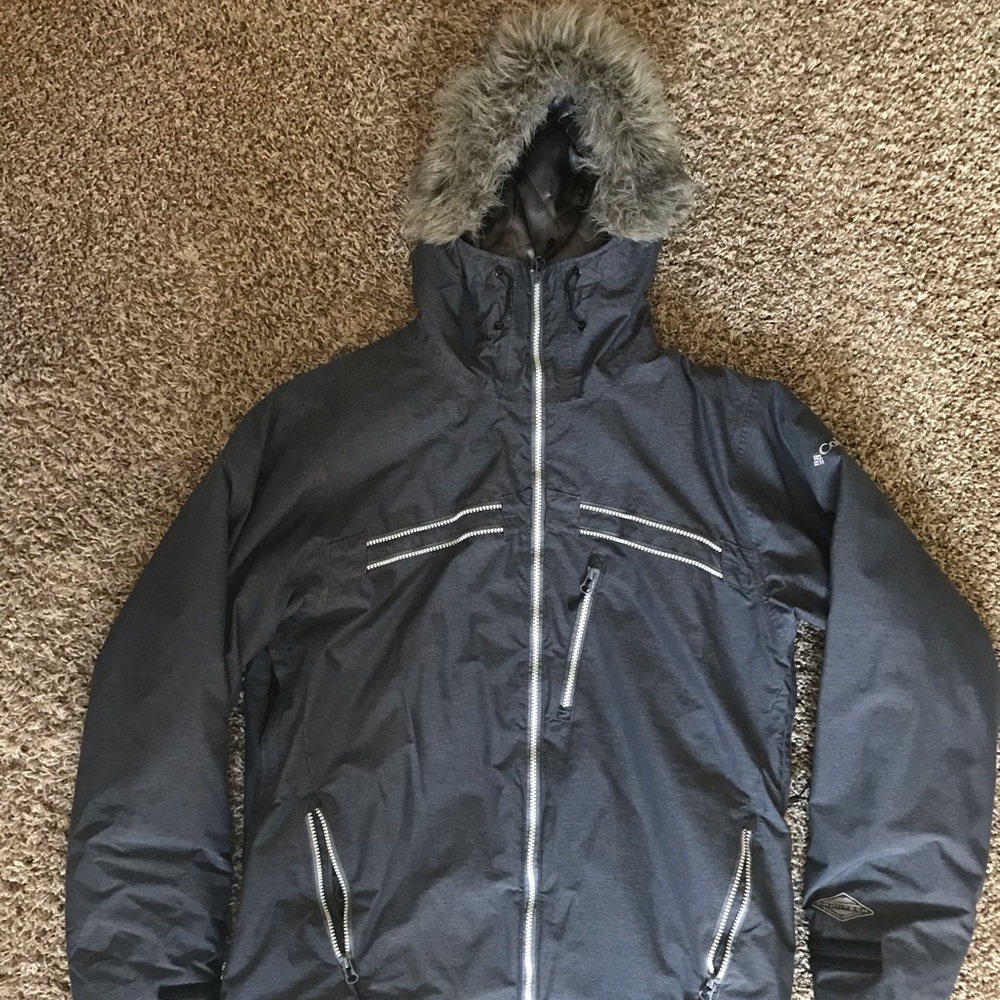 Columbia Omni-tech Ski/Snowboard Coat.